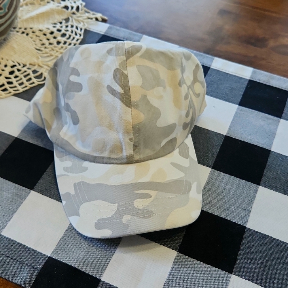 DAVID & YOUNG CAMOUFLAGE CAP